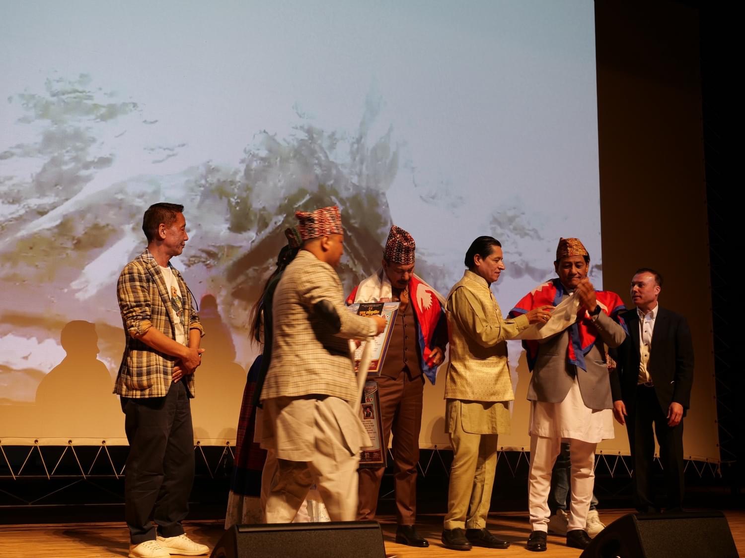AMS International Honor & Award – Japan Photo